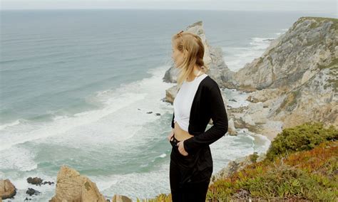  A Praia de Dongji: Uma Joia Escondida na Costa Encantadora de Zhoushan!