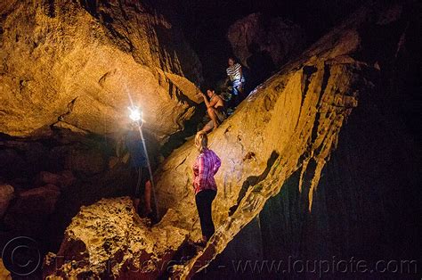 Sumaguing Cave: Uma Jornada Fascinante Através da História e da Natureza!